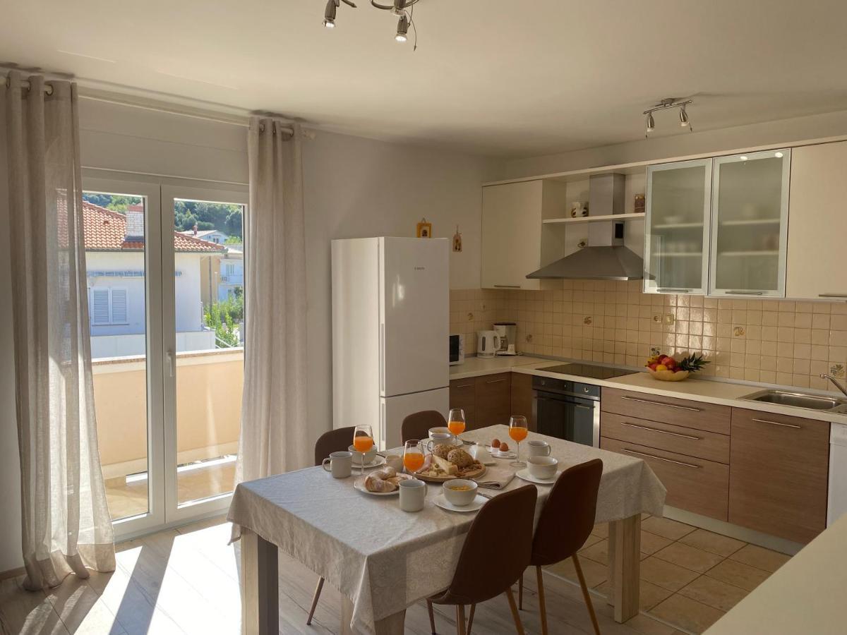 Apartments Poljak Supetarska Draga Esterno foto